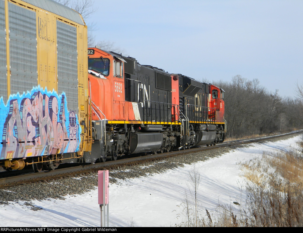 CN 5692 & CN 8895